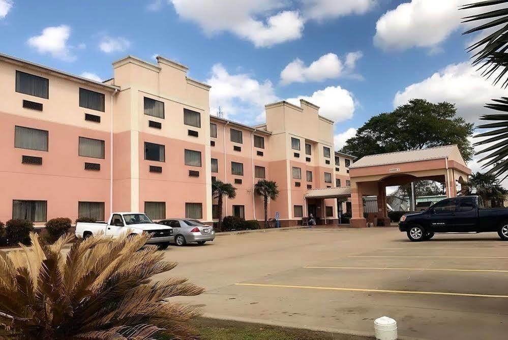Baymont By Wyndham Mccomb Hotel Buitenkant foto